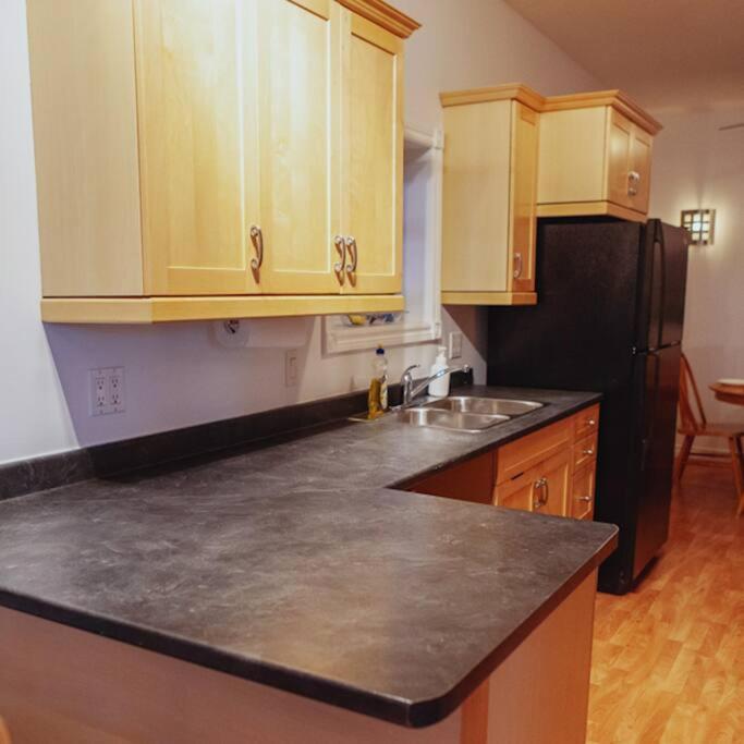贝尔维尔Large Upstairs Flat In Downtown Century Building公寓 外观 照片